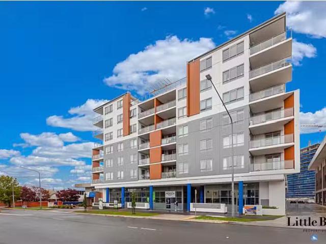 Charming 2 BR 2/77 Gozzard Street, Gungahlin Apartment for ren.
