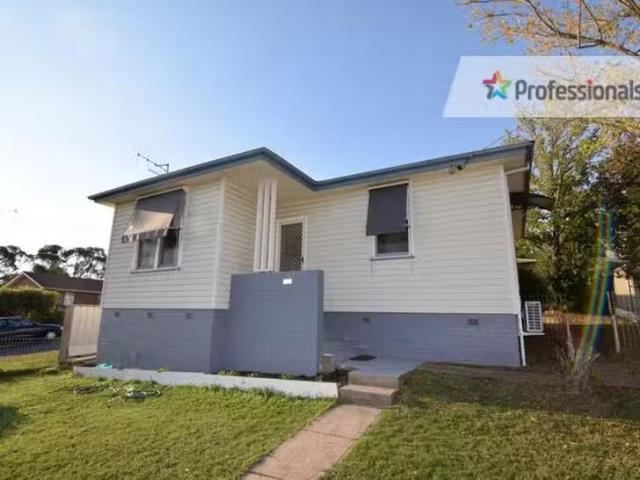 Rental! 2 BR 277 Rocket Street, West Bathurst, NSW 2795