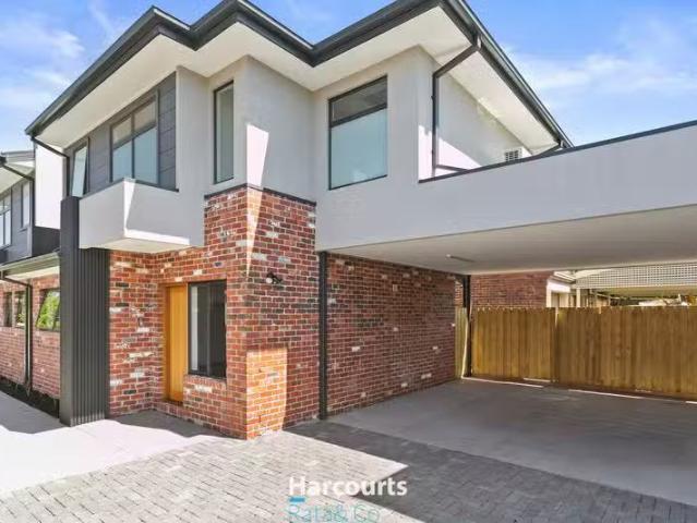 Charming 2 BR 3/19 Storey Road, Reservoir, VIC 3073 Townhous.