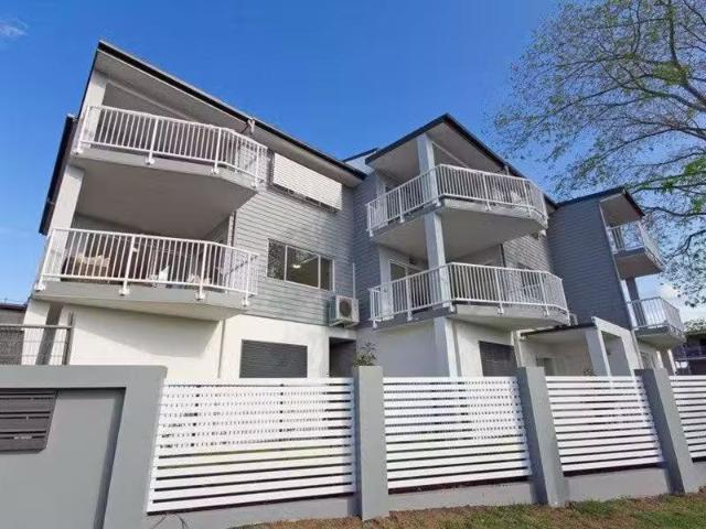 Deal! 2 BR 3/12 Lake Street, YERONGA, QLD 4104 Unit for Rent
