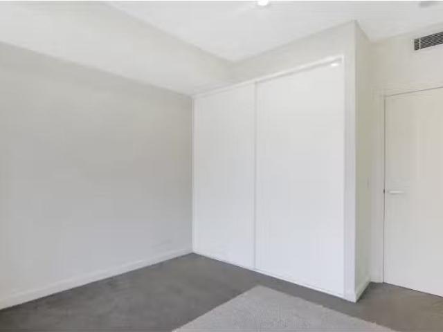 Rental! 2 BR 3/20 Kendall Street, Gosford Apartment for rent.