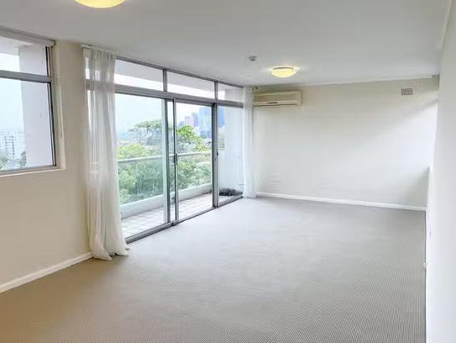 Unique 2 BR 32/16 18 Harrison Street, Cremorne, NSW 2090