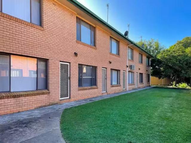 Deal! 2 BR 3/226 Fitzroy Street, DUBBO Apartment for rent Lis.
