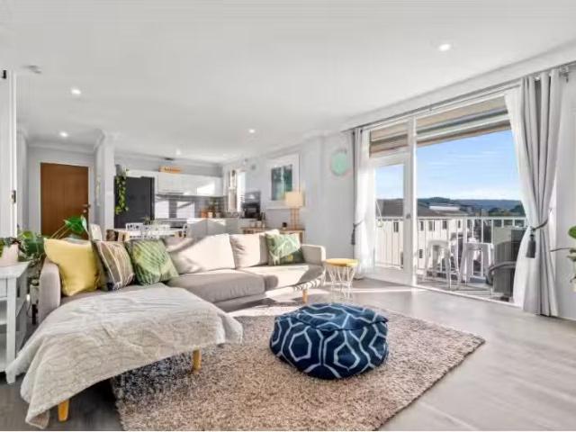 For Rent! 2 BR 3/2 Duke Street, Point Frederick Apartment for.