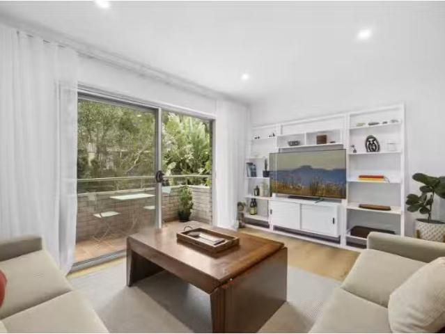 Cheap 2 BR 3/40 Waine Street, Freshwater Apartment for rent L.