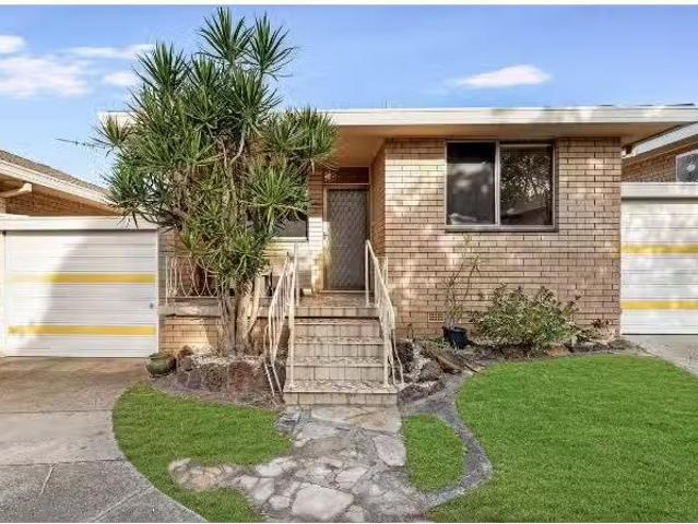 Just in! 2 BR 3/51 53 Mimosa Street, Bexley Apartment for rent.