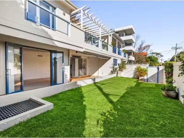 Deal! 2 BR 3/8 12 Frederick Street, NORTH BONDI Apartment for.