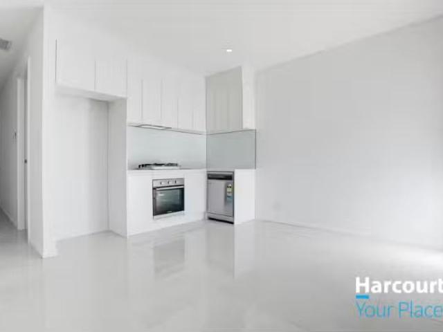 Just in! 2 BR 7a Chaffey Street, JORDAN SPRINGS House for rent.