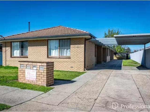 Nice 2 BR 4/183 Union Road, North Albury Apartment for rent L.