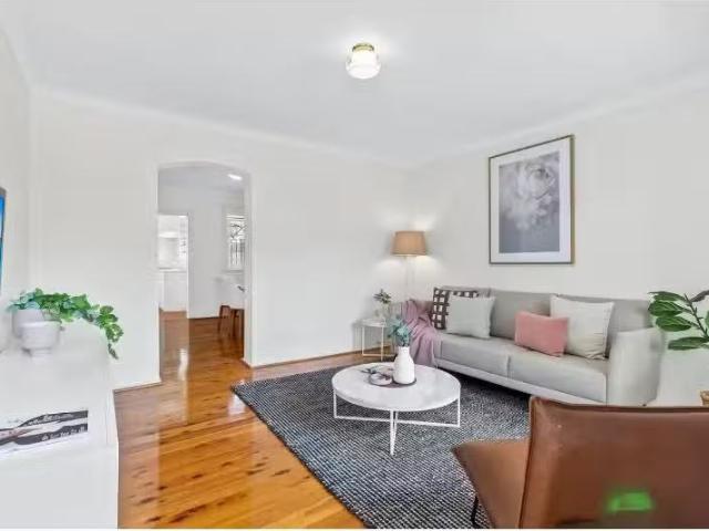 New 2 BR 42 Egan Street, Newtown House for rent Listed by Dyl.