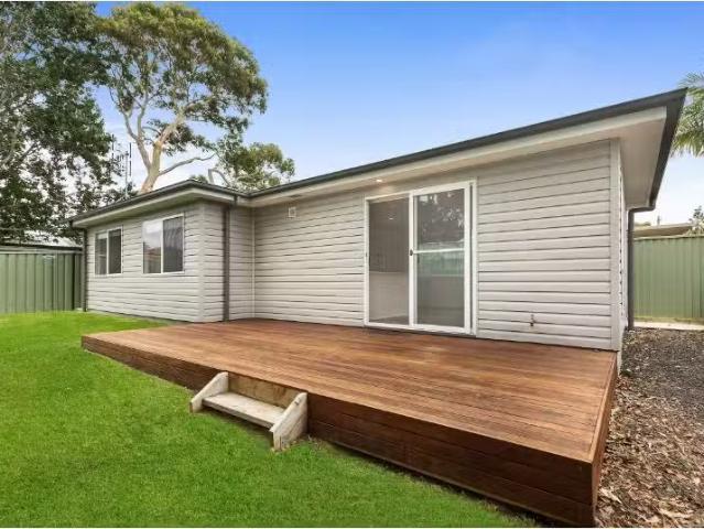 Just in! 2 BR 46a Brooke Avenue, Killarney Vale Apartment for.