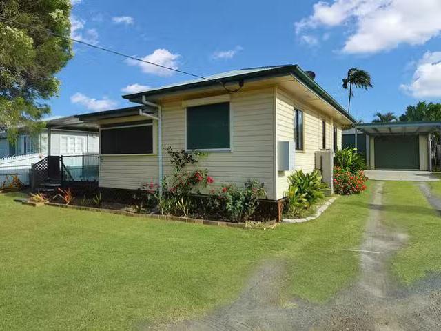 Charming 2 BR 47 Blackstone Road, Eastern Heights, QLD 4305
