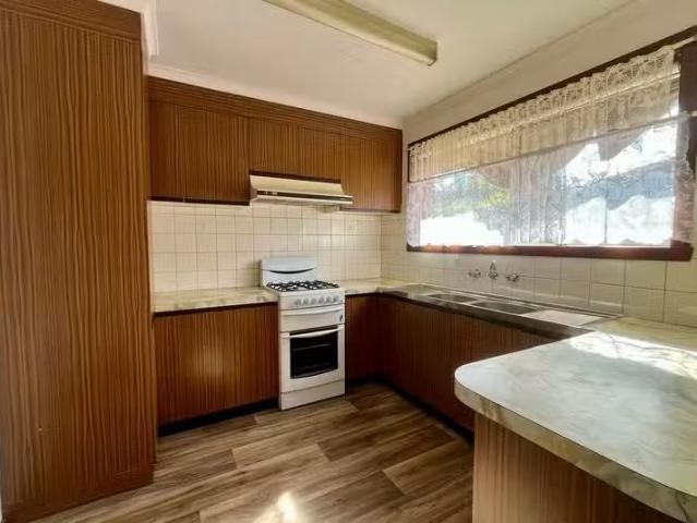 Charming 2 BR 4/93 Swanston Street, Geelong, VIC 3220 Unit f.