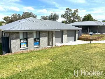 Nice 2 BR 4B Terry Drive, Inverell, NSW 2360