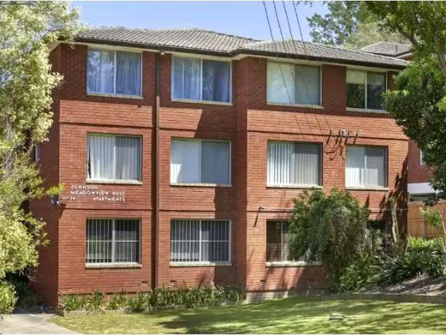Unique 2 BR 5/14 Union Street, Meadowbank Apartment for rent.