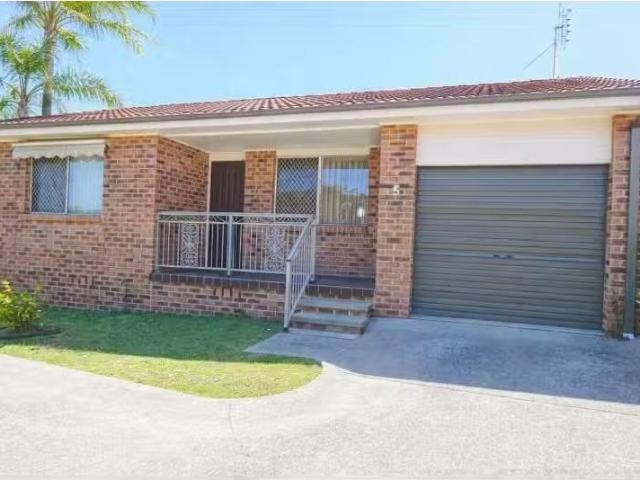Charming 2 BR 5/22 Thomas Street, RAYMOND TERRACE House for re.