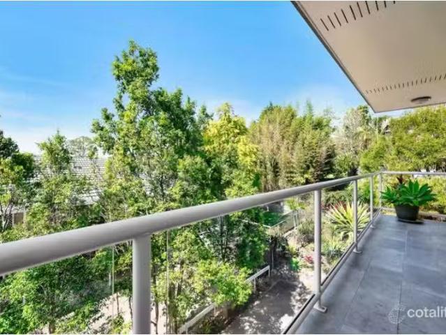Nice 2 BR 5/34 Dutton Street, HAWTHORNE Apartment for rent Li.
