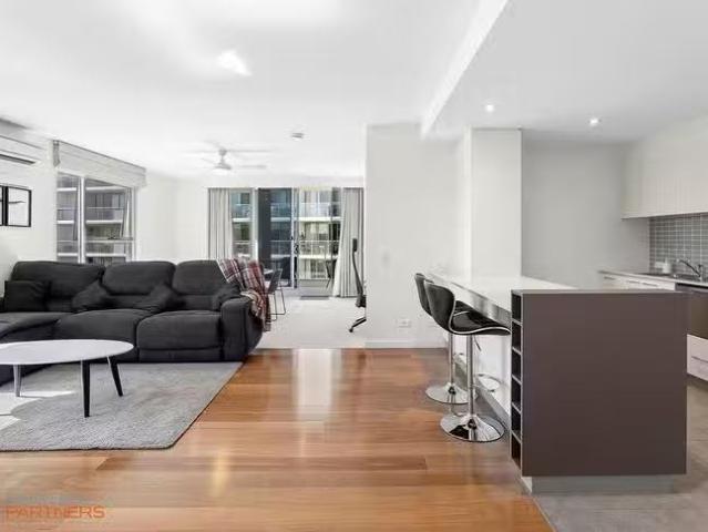 Unique 2 BR 53/98 Corinna Street, Phillip, ACT 2606