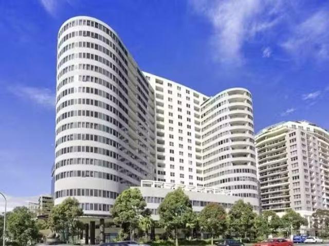 Charming 2 BR 54/14 Brown Street, Chatswood, NSW 2067