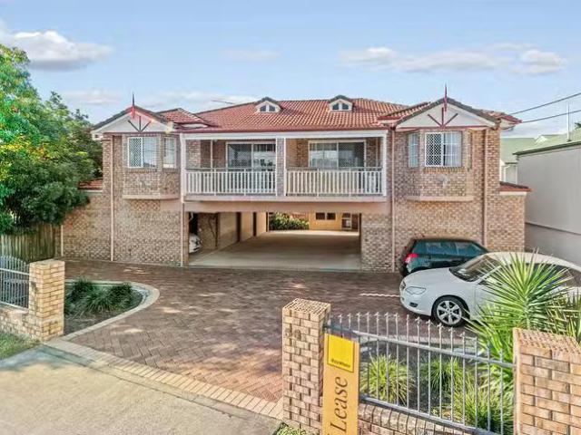 Cozy 2 BR 5/56 Herston Road, Kelvin Grove, QLD 4059