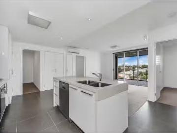 Deal! 2 BR 601/159 Logan Road, Woolloongabba Apartment for ren.