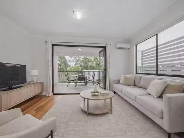 New 2 BR 6/175 Norman Avenue, NORMAN PARK, QLD 4170 House fo.