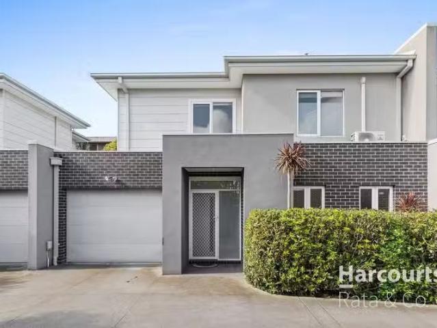 Nice 2 BR 6/210 216 Melrose Drive, Tullamarine, VIC 3043 Tow.