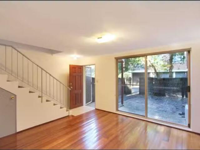 Just in! 2 BR 70/7 15 Taranto Road, Marsfield Apartment for re.