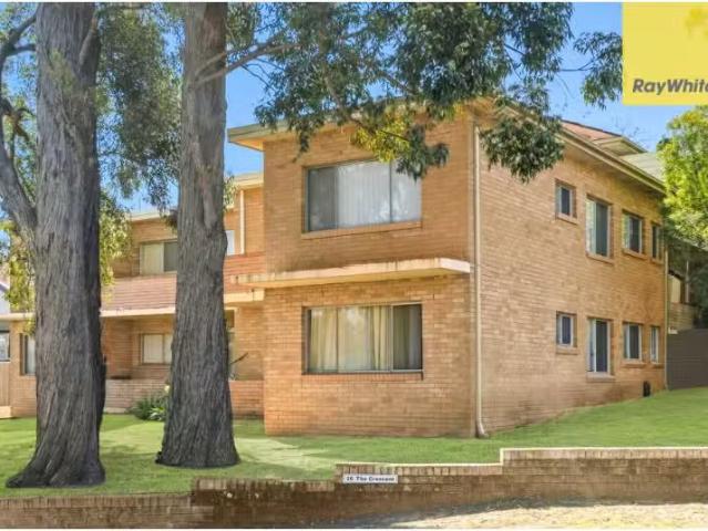 Just in! 2 BR 7/26 The Crescent, PENRITH Apartment for rent L.