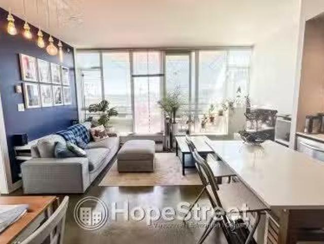 Cheap 2 BR 808 221 Union Street, Vancouver, BC, V6A 0B4 leas.