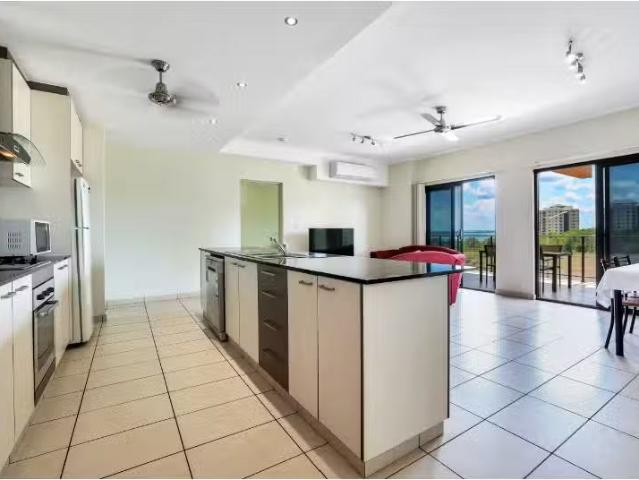 Unique 2 BR 8/3 Harvey Street, DARWIN CITY Apartment for rent.