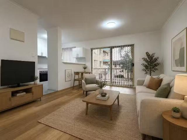 Cozy 2 BR 90/12 18 Equity Place, CANLEY VALE House for rent L.