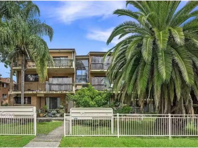 New 2 BR 9/14 Melanie Street, Yagoona Apartment for rent List.