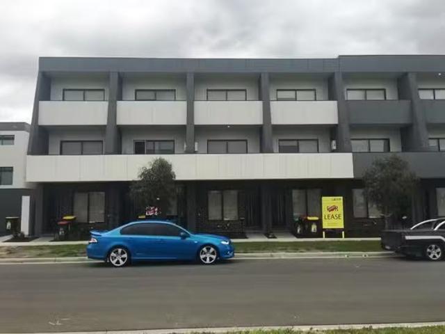 Nice 2 BR 9/1 27 Punt Street, Craigieburn, VIC 3064