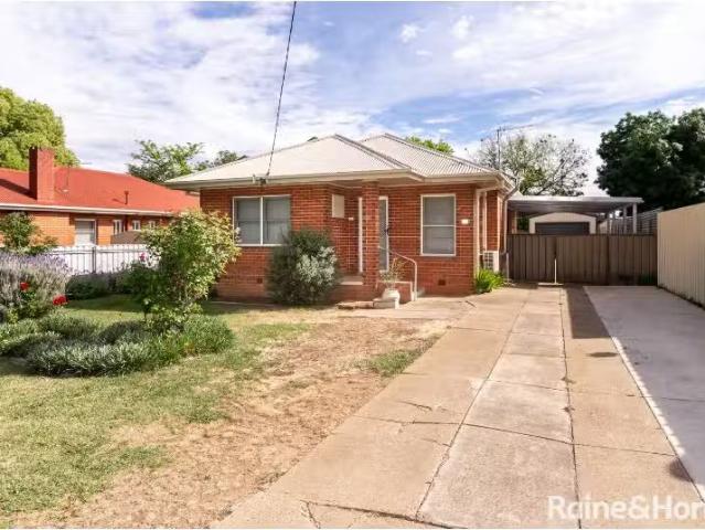 Just in! 2 BR 97 Bolger Avenue, MOUNT AUSTIN House for rent L.