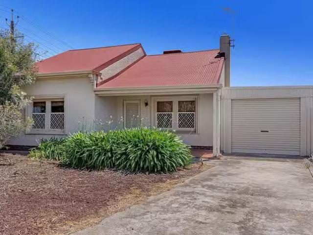 Unique 2 BR 98 Main Street, Beverley, SA 5009