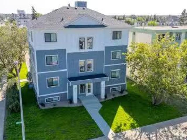 Nice 2 BR Avenue, Grande Prairie, AB, T8V 1H3 house for leas.