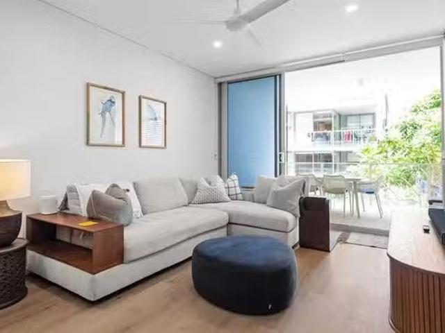 Cheap 2 BR Beesley Street