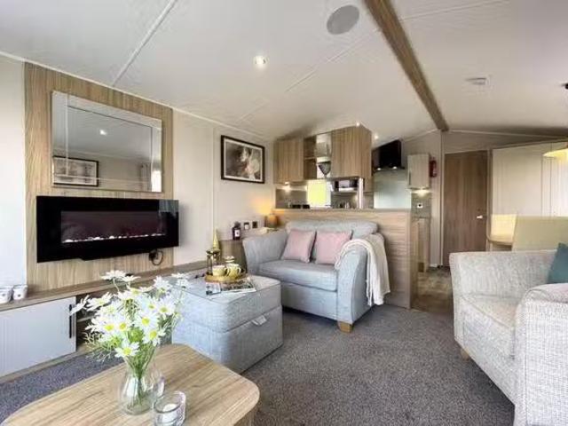 Unique 2 BR Dalbeattie