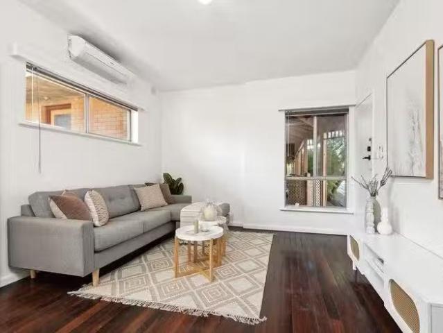 Charming 2 BR UNIT 4/14 Leslie Street East, Woodville, SA 5011