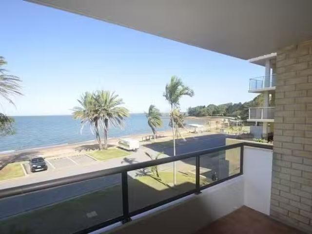 Nice 2 BR UNIT 11/20 Barney Street, Barney Point, QLD 4680