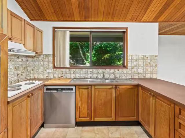 Deal! 2 Greenslope Drive, GREEN POINT, NSW 2251 House for Rent
