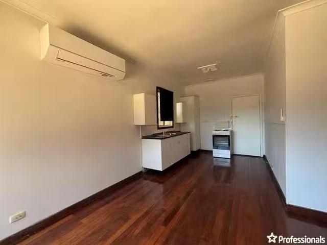 Unique 2 Dhu Street, Rangeway, WA 6530