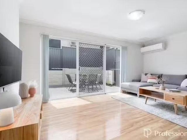 Charming 2 Earnley Way, Balga, WA 6061