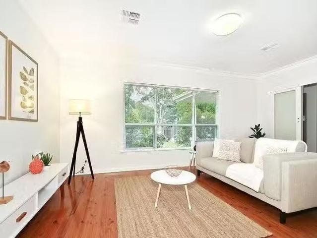Nice 2 Klar Avenue, Darlington, SA 5047