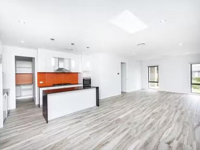 Deal! 2 Hearne Street, Googong, NSW 2620