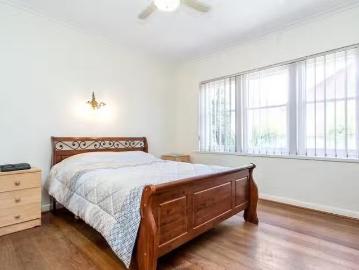 Deal! 2 Mannering Avenue, Hove, SA 5048
