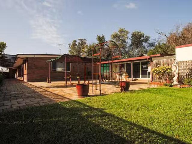 Cozy 2 Mcfarlane Street, Mudgee, NSW 2850