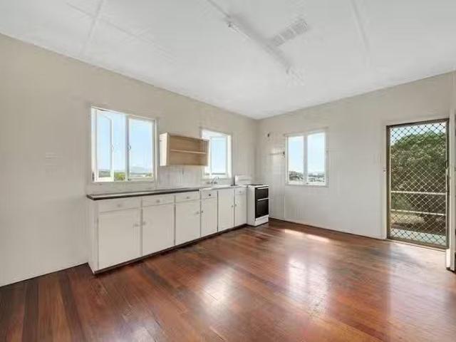 Rental! 2 Nothling Street, New Auckland, QLD 4680