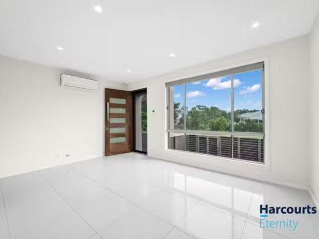 Deal! 2A Indwarra Avenue, NORTH KELLYVILLE, NSW 2155 Other f.